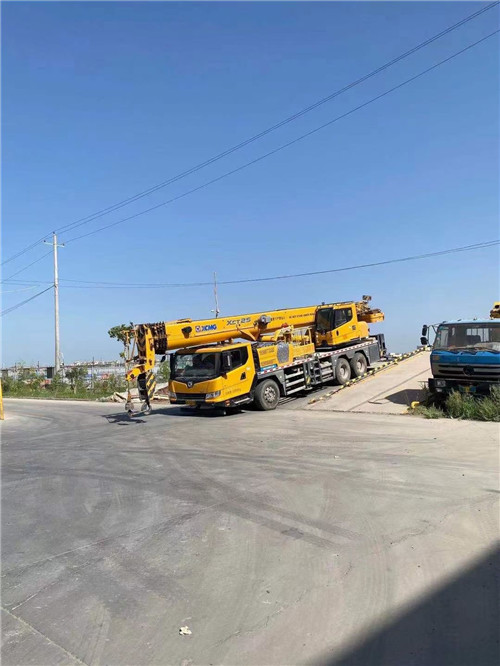 四川吊车作业时，可能会产生哪些额外收费项目？