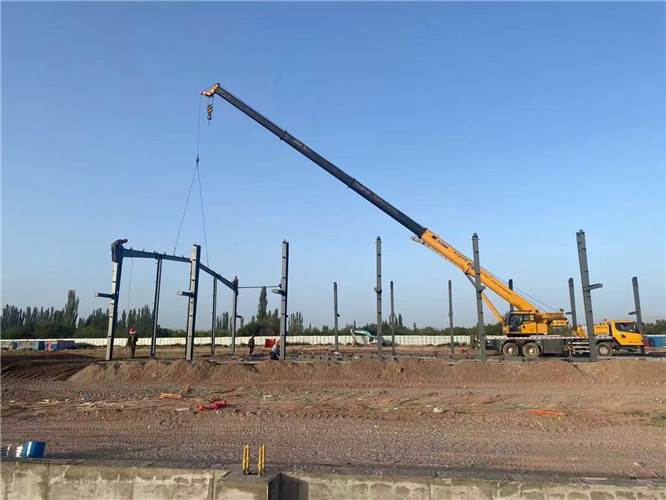 四川夜间、节假日作业是否有加价？加价比例多少？